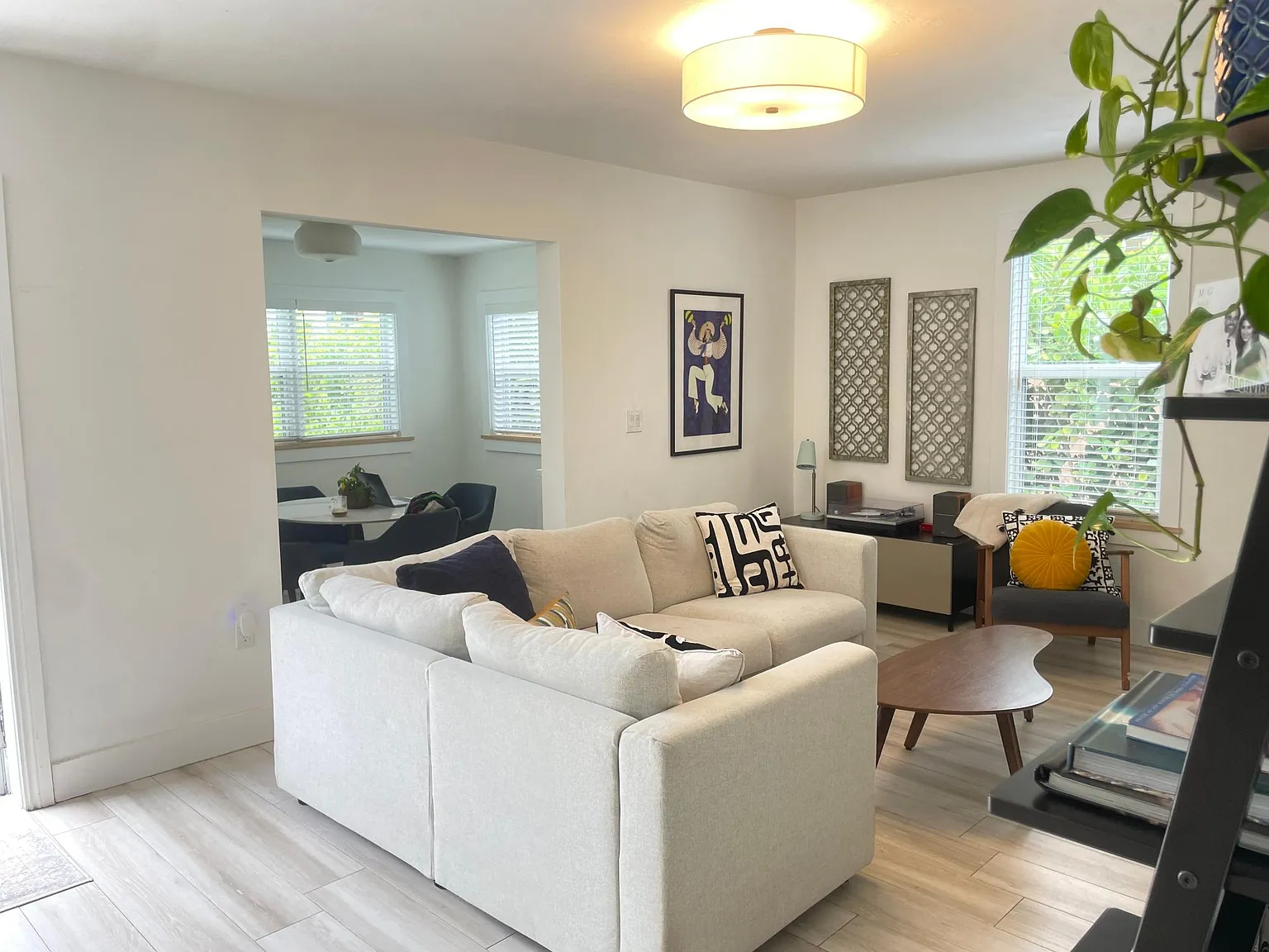 2 bed, 1200 sqft, $4,500 — Photo 4