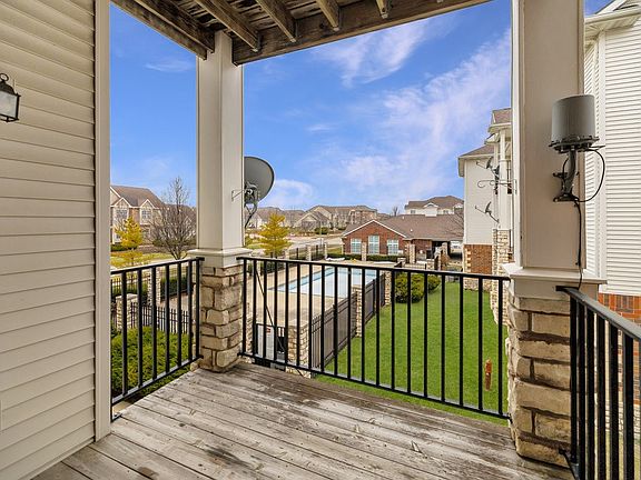 2nd image of 6255 Beechtree Dr Unit 1208