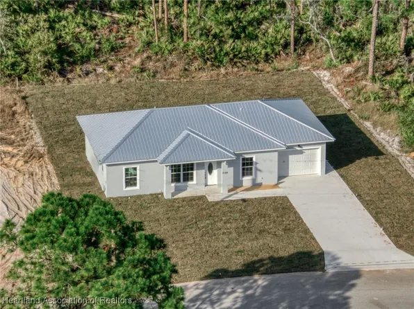 3124 Bristol St, Sebring, FL 33872