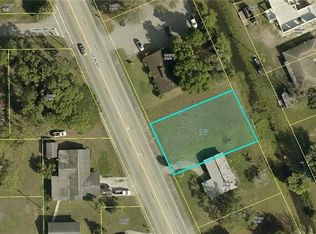 122 Lee Blvd, Lehigh Acres, FL 33936