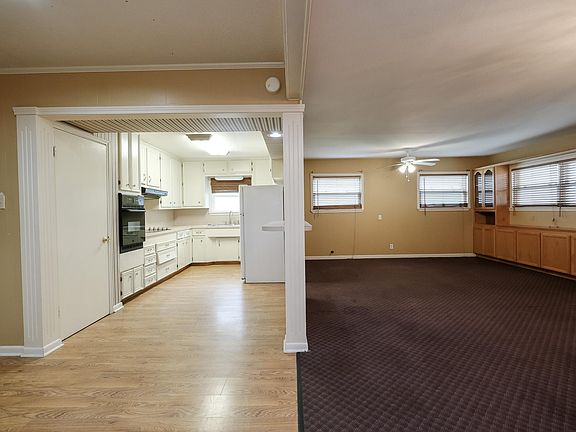 3rd image of 1226 Zarsky Dr