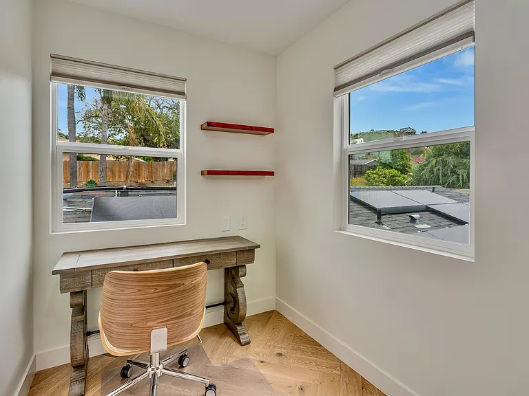 5050 Gardena Ave #5048 — Photo 9