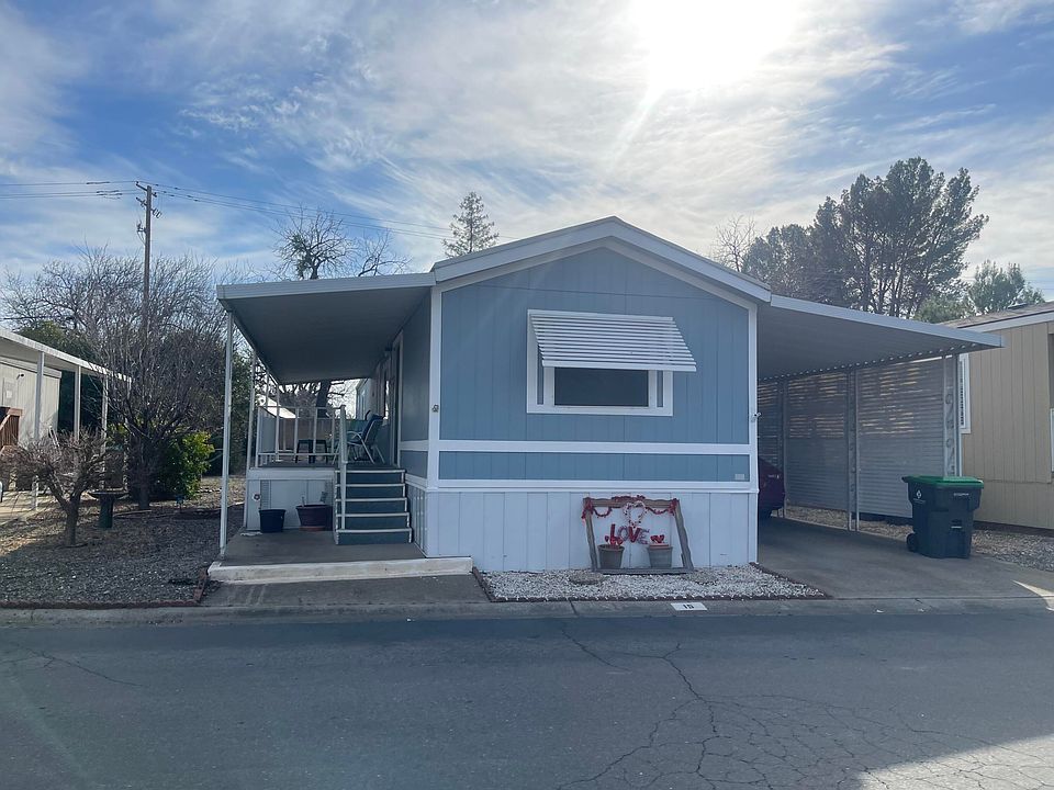 1st image of 15 Casa Grande Dr