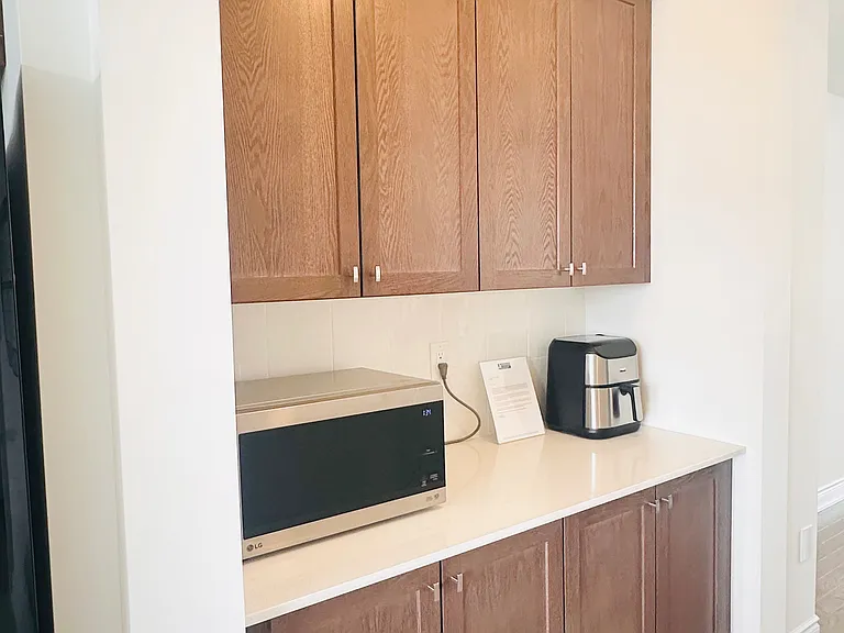 255 Tennant Cir — Photo 25