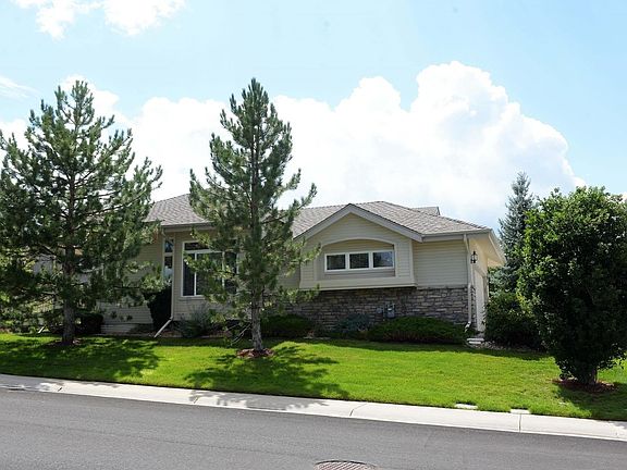 3rd image of 521 Stafford Cir