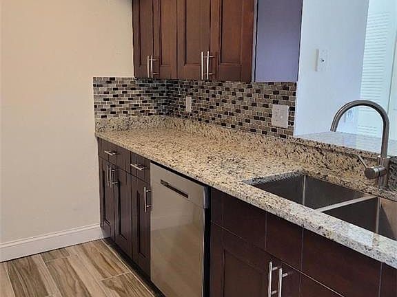 4th image of 190 Santa Clara DR #190-4