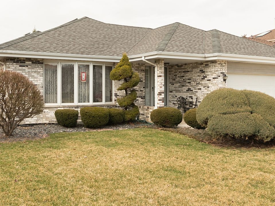 1st image of 10728 S Georgia Ln