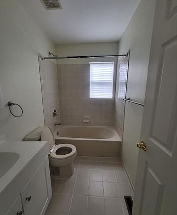 2nd image of 103 Beacon Ln #192B