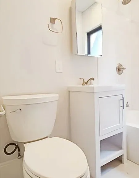17 Oakledge St #2 — Photo 8