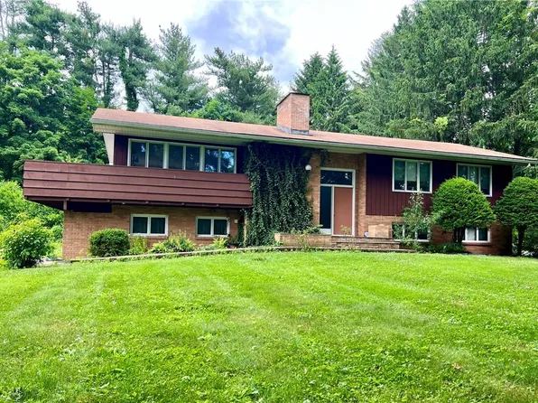 634 Vassar Road, Poughkeepsie, NY 12603
