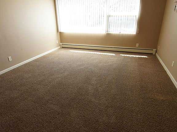 4th image of 1930 Washington St APT 2