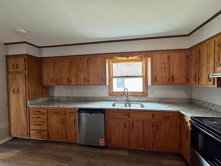 270 Bowman Rd — Photo 4