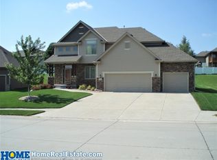 7512 S 169th St, Omaha, NE 68136