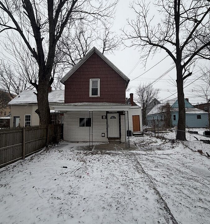 1st image of 267 Breckenridge Rear Carriage