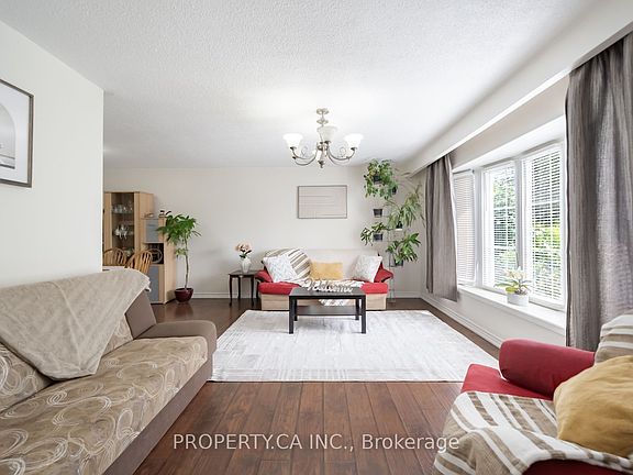 5th image of 2563 Bromsgrove Rd W