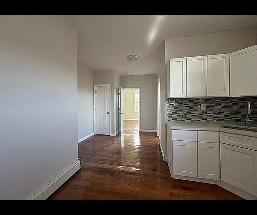 2nd image of 311 S 6th St #6C