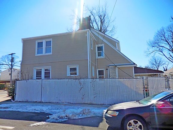 2nd image of 115-32 Farmers Blvd