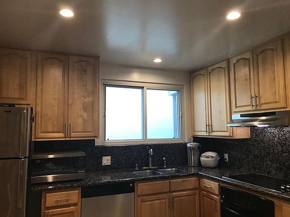 3rd image of 4231 Callan Blvd