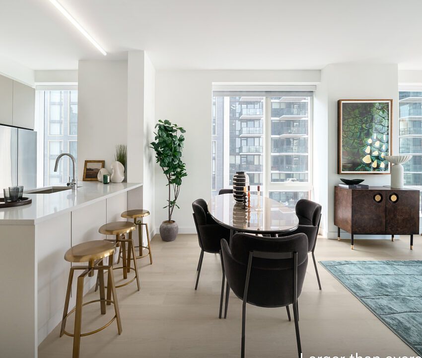 1st image of 17 Hanover Pl #22H