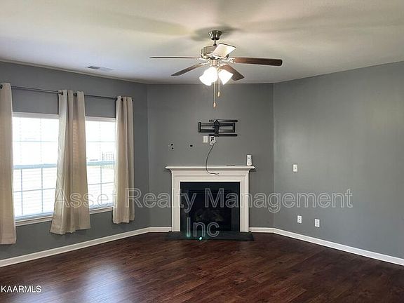 3rd image of 5416 Laurel Creek Way