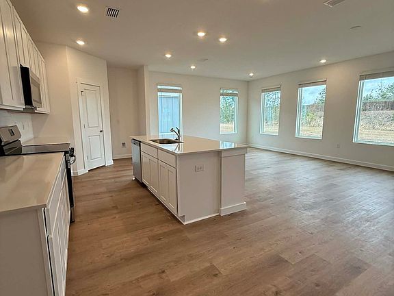 4th image of 3839 Casita Cir