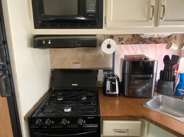(undisclosed Address), Tucson, AZ 85711