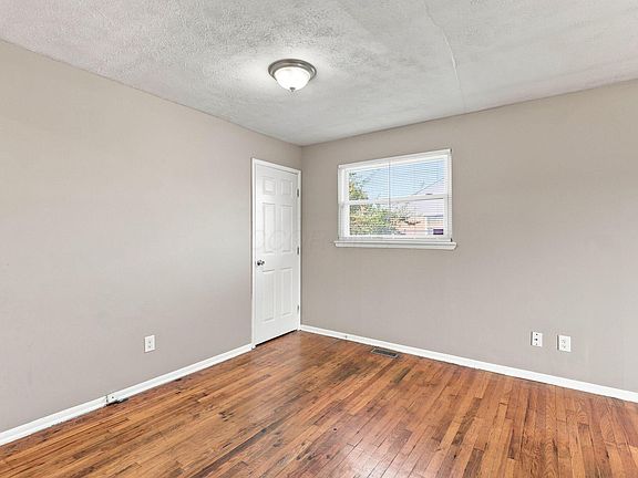 5th image of 2019 Jane Ave