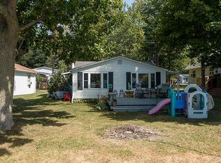 162 Peterson Dr, New Buffalo, MI 49055