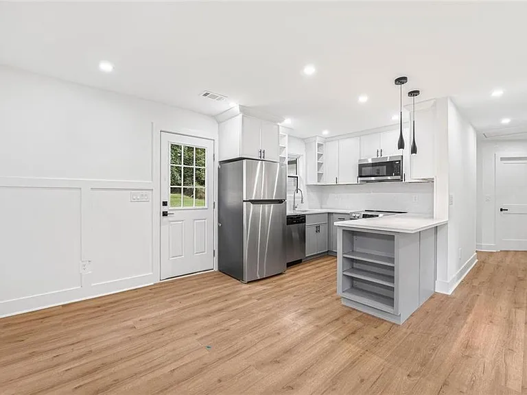 2353 Clarissa Dr NW — Photo 26