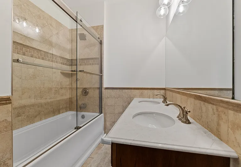 618 Jefferson St #2 — Photo 14