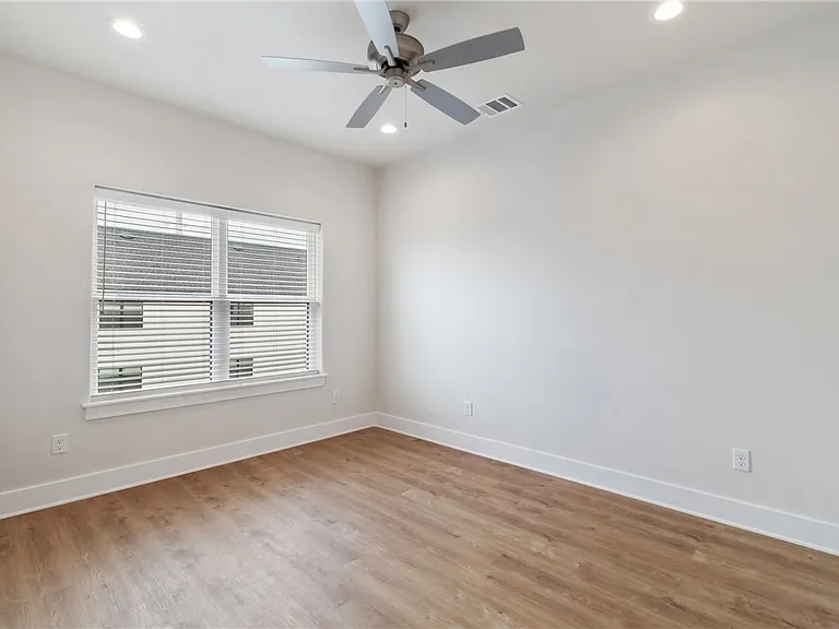 310 Fairway Dr #113 — Photo 37