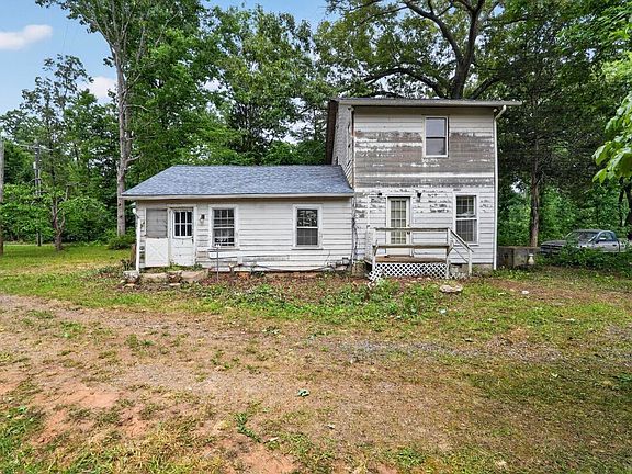 3rd image of 6300 Three Loy Rd