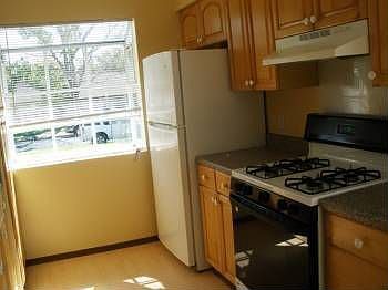 4th image of 10708 Lanshire Dr