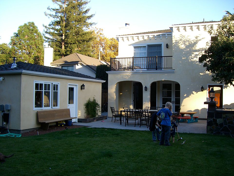 1st image of 335 Seale Ave