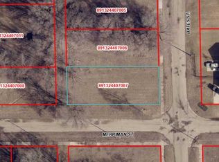 Bates St, Waterloo, IA 50703