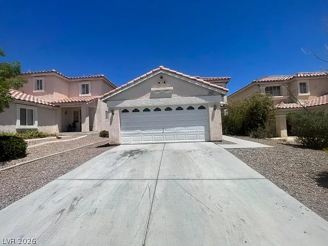 9492 Encanto Cavern Ct — Photo 2