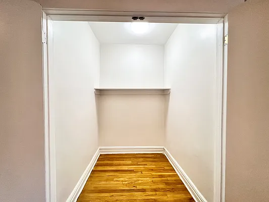 Rented by A&E Real Estate Management | media 10