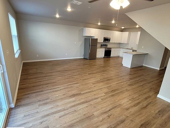 4th image of 1308 Copper Ln