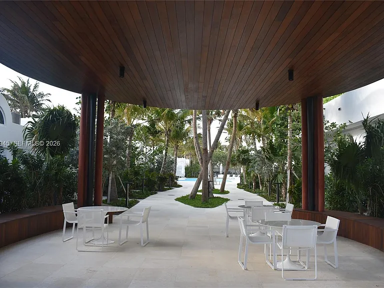 6365 Collins Ave #3804 — Photo 30