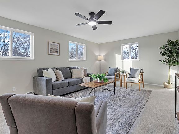 5th image of 498 Woodland Dr