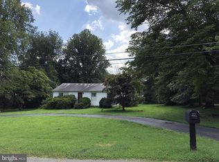 8513 Overbrook Rd, Fairfax, VA 22031