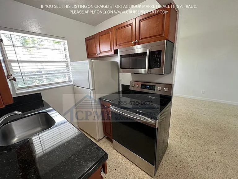 225 Ocean Breeze Lake Worth, FL 33460 — Photo 27