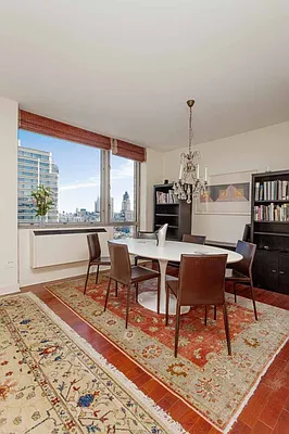 Sold by ROOM Real Estate | media 11