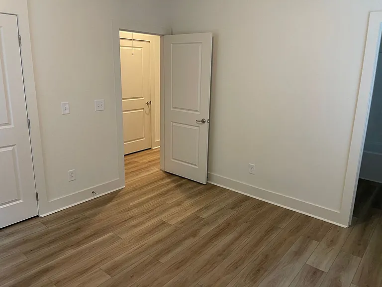 604 Martin Luther King Blvd — Photo 8