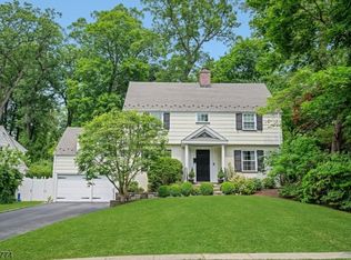 49 Norwood Ave, Summit, NJ 07901