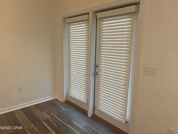 4th image of 219 Sand Oak Blvd