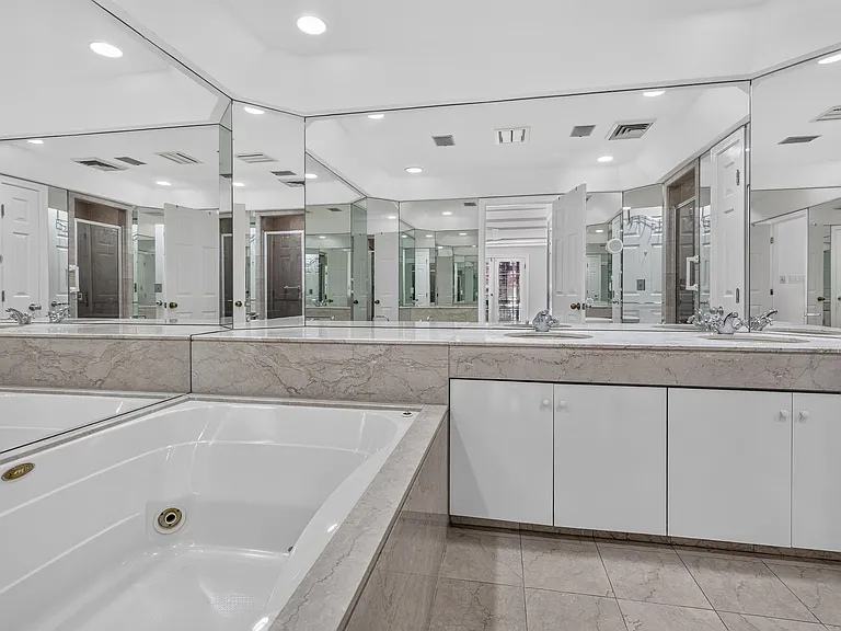 54 Commonwealth Ave #5 — Photo 21