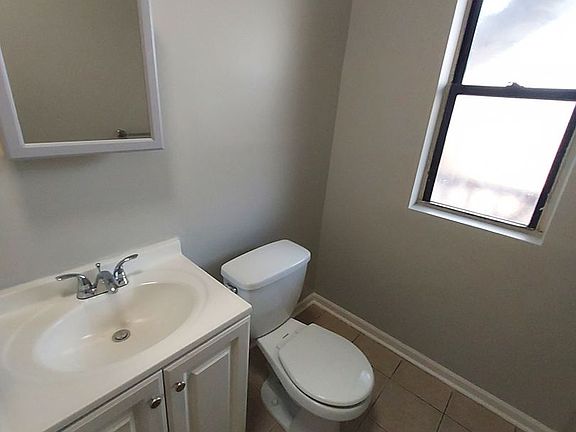 2nd image of 634-40 N Lamon Ave #638-2