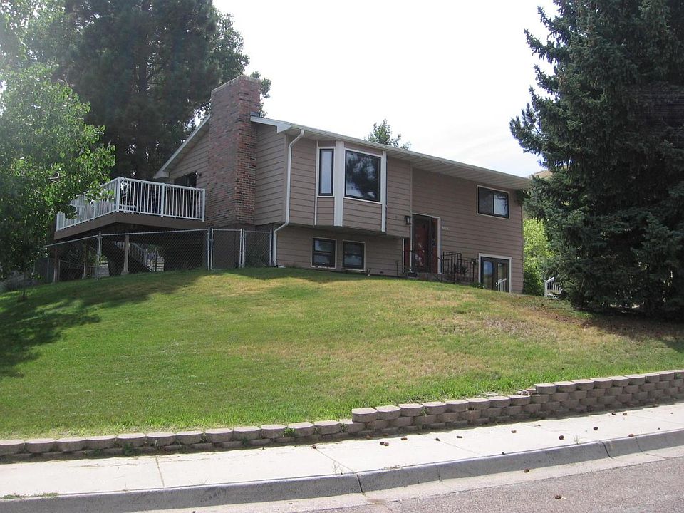 1st image of 1101 4th West Hill Dr