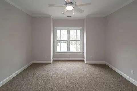 585 Cliftwood Ct — Photo 34